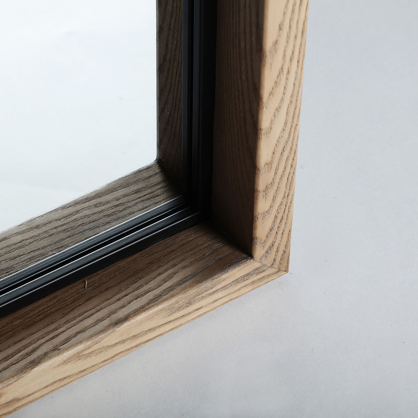 Espejo con marco rectangular