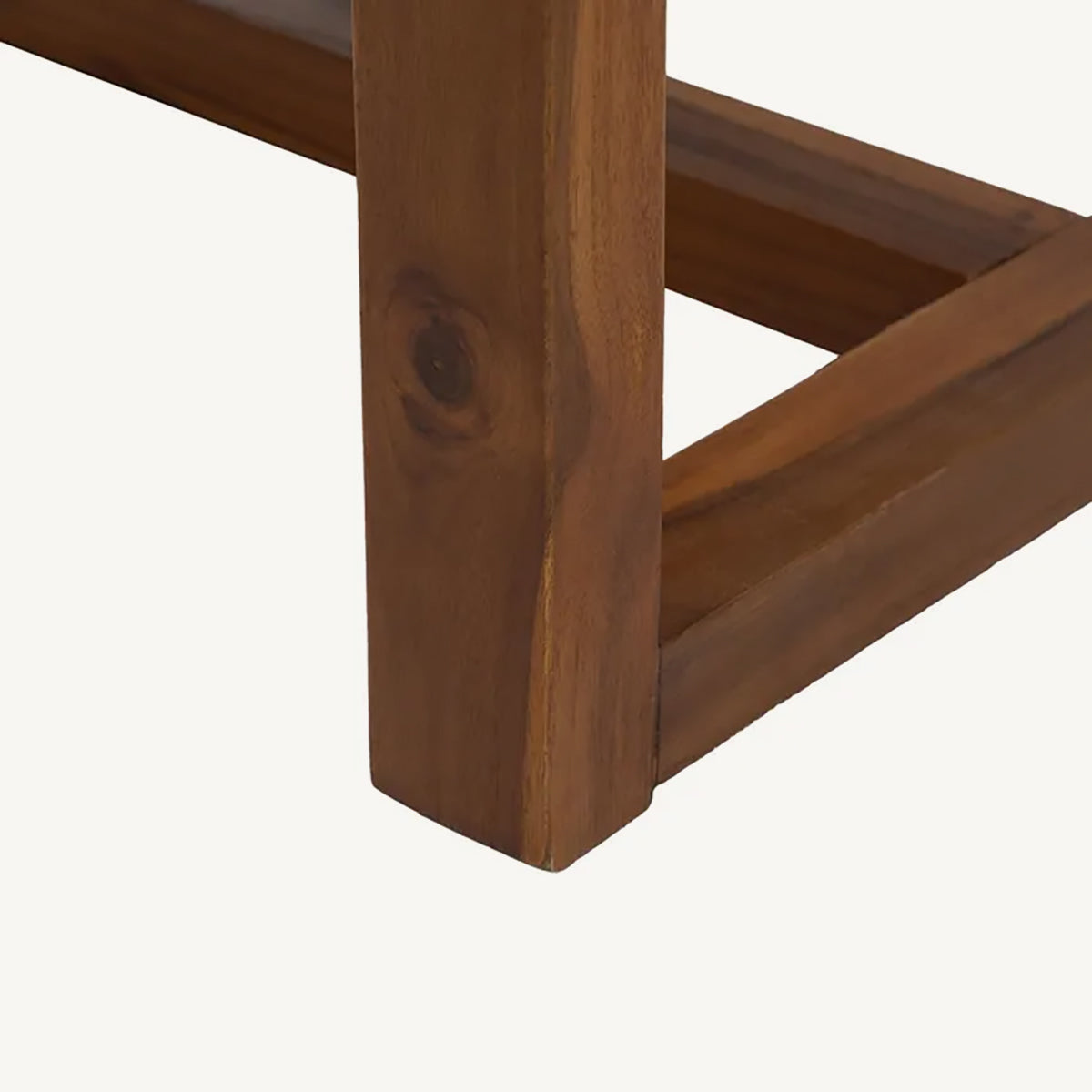 Banqueta de madera y ratán sintético