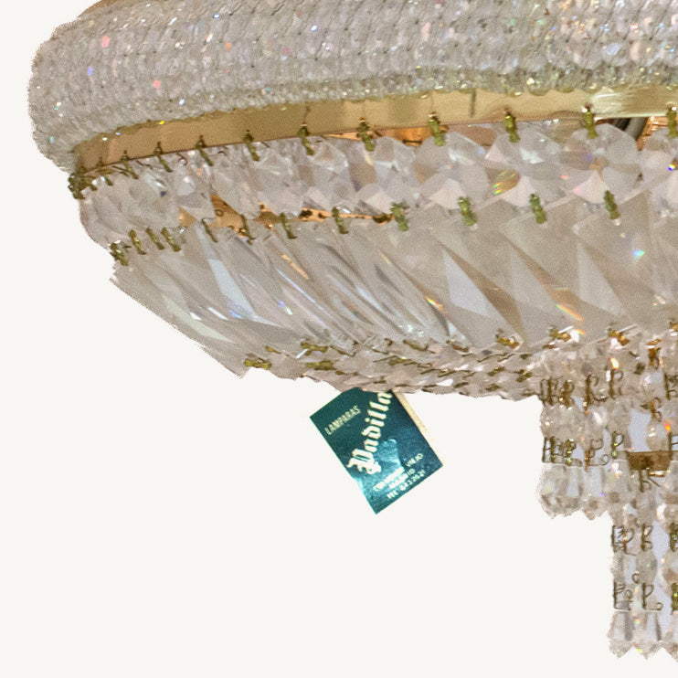 Lámpara de techo, de hierro y cristal de murano. Fabricante Padilla