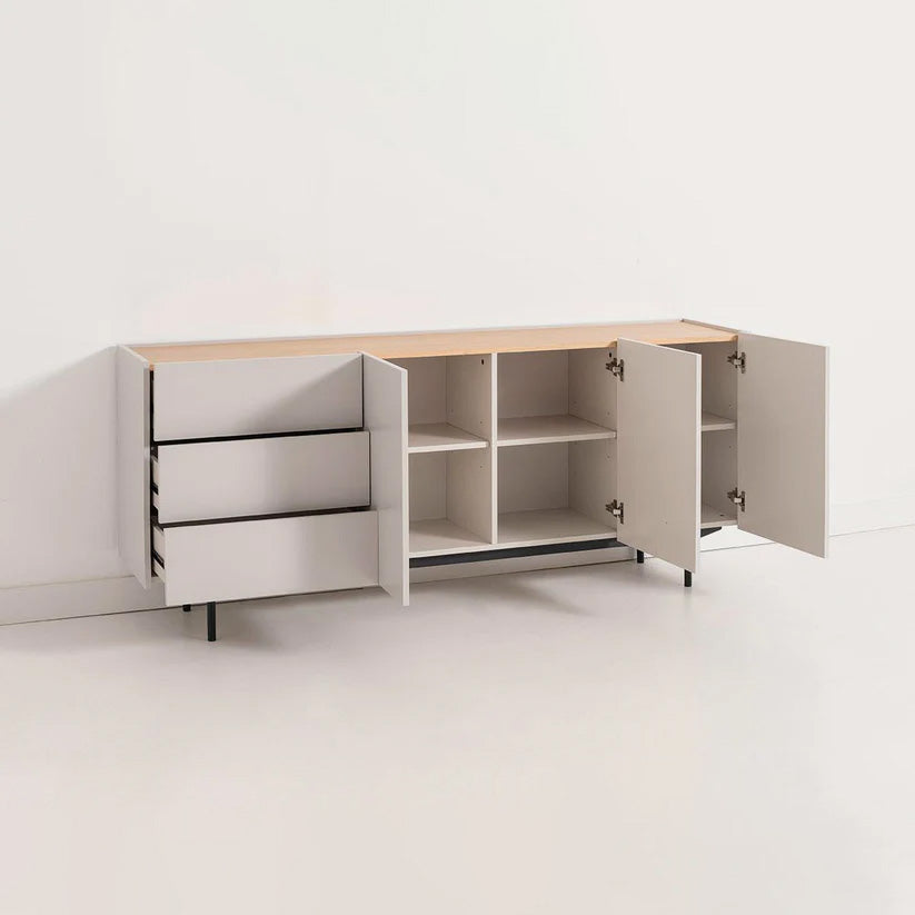 Aparador lacado, color gris piedra, de madera de roble, chapa y metal