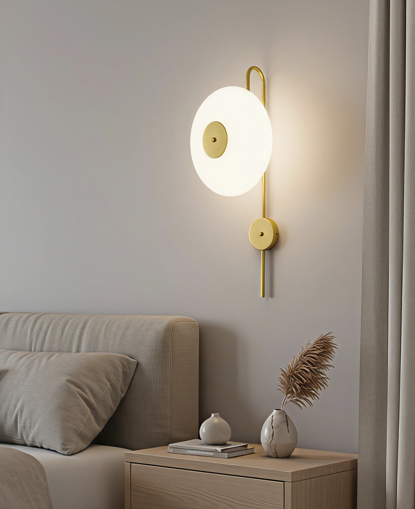 Aplique de pared dorado de acero