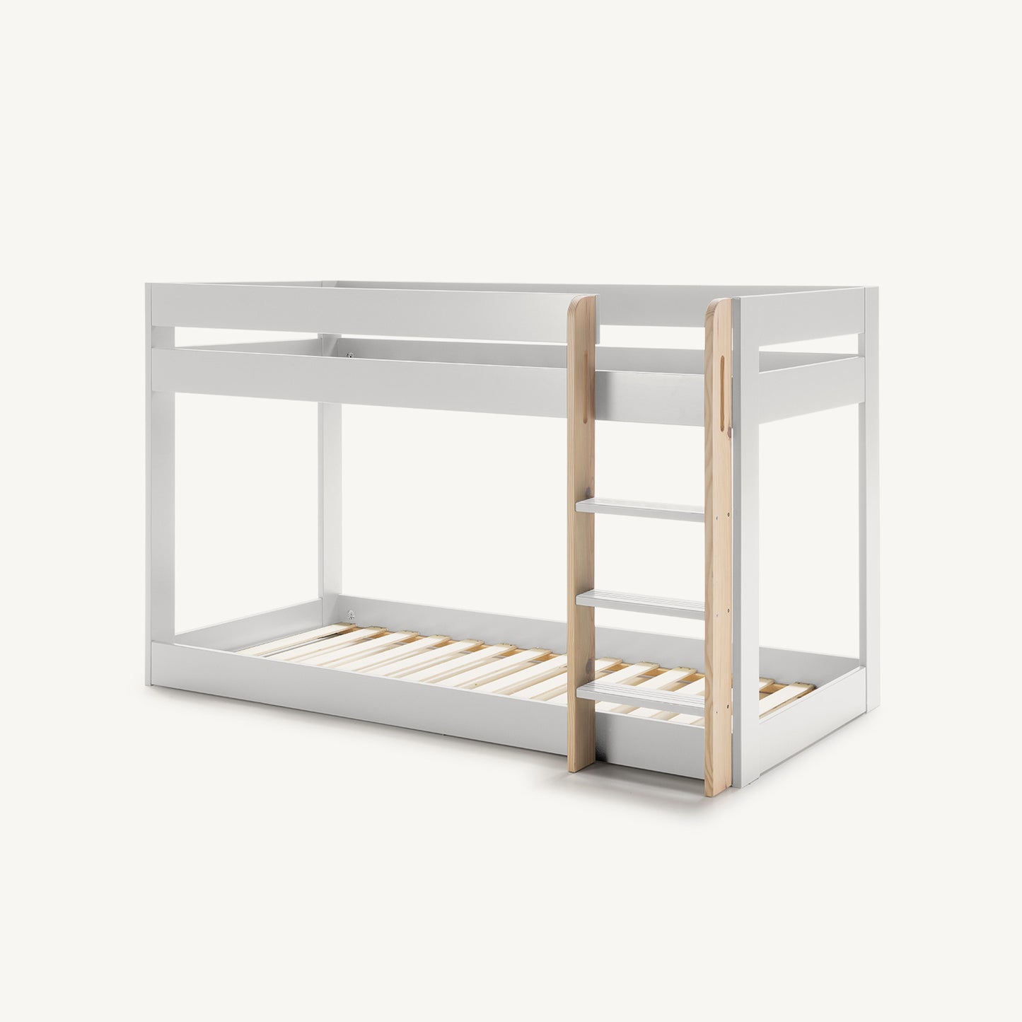 Litera Montessori con cama inferior a nivel del suelo para niños