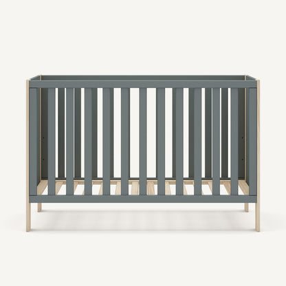 Cuna infantil de madera en verde y pino para colchón de 60x120 cm
