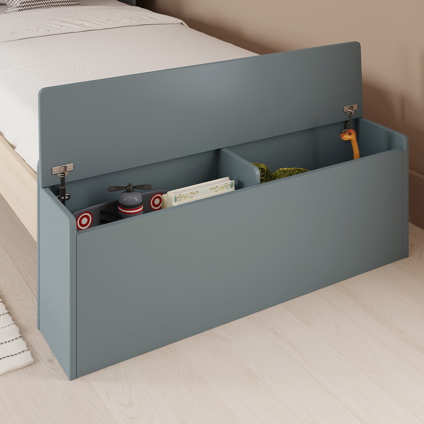 Cama infantil de madera verde estilo casa con cajón a los pies