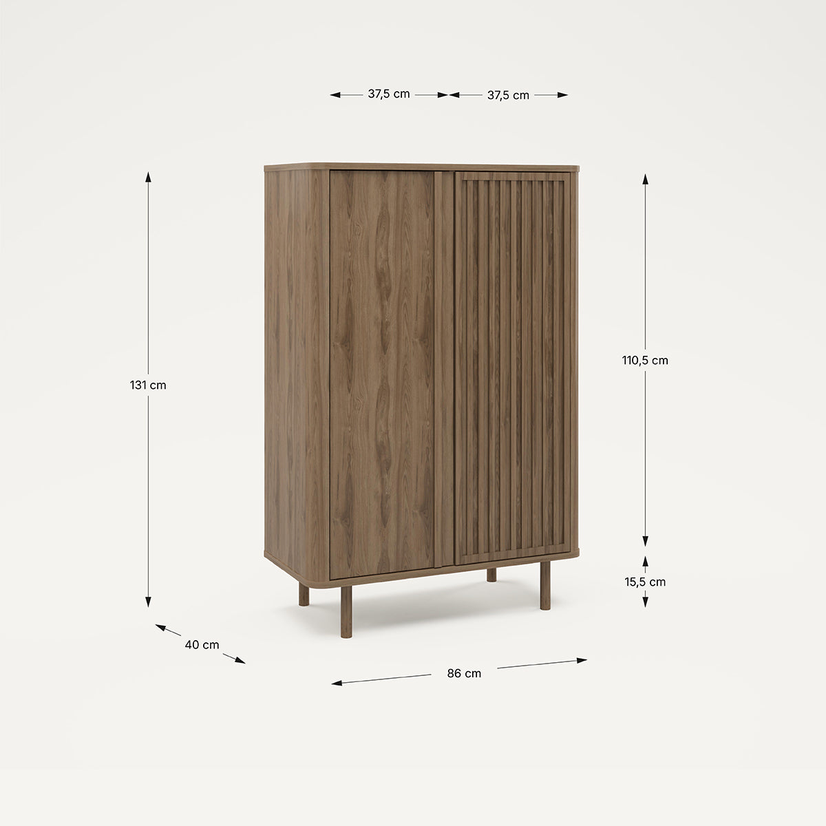 Armario en color marrón fabricado de melamina y madera de roble, con cuatro patas, dos puertas y ochos huecos en su interior con estantes. 