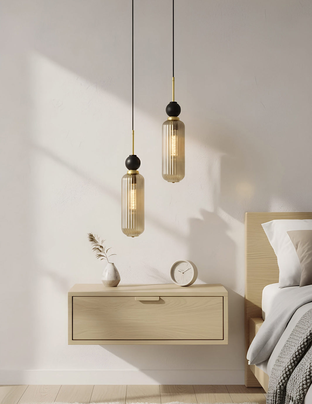 Lámpara colgante luminaria de acero negro y dorado en cristal cilindrico