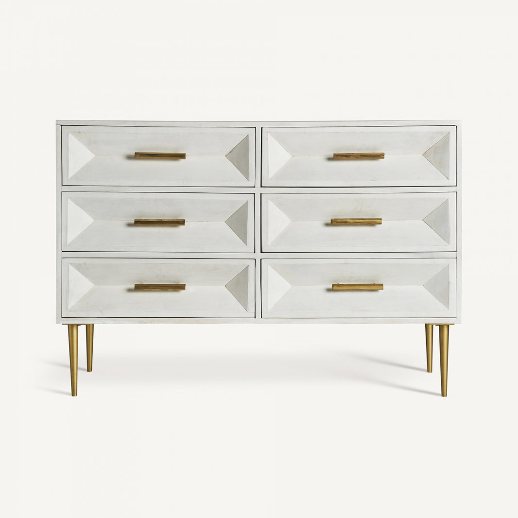 Cómoda blanca de madera