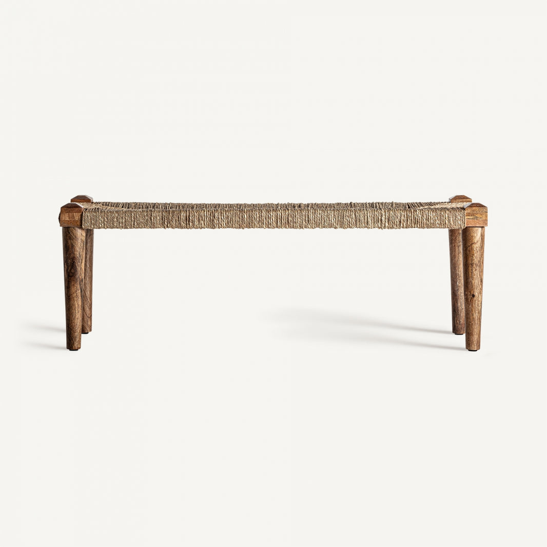 Banco de madera y fibra natural