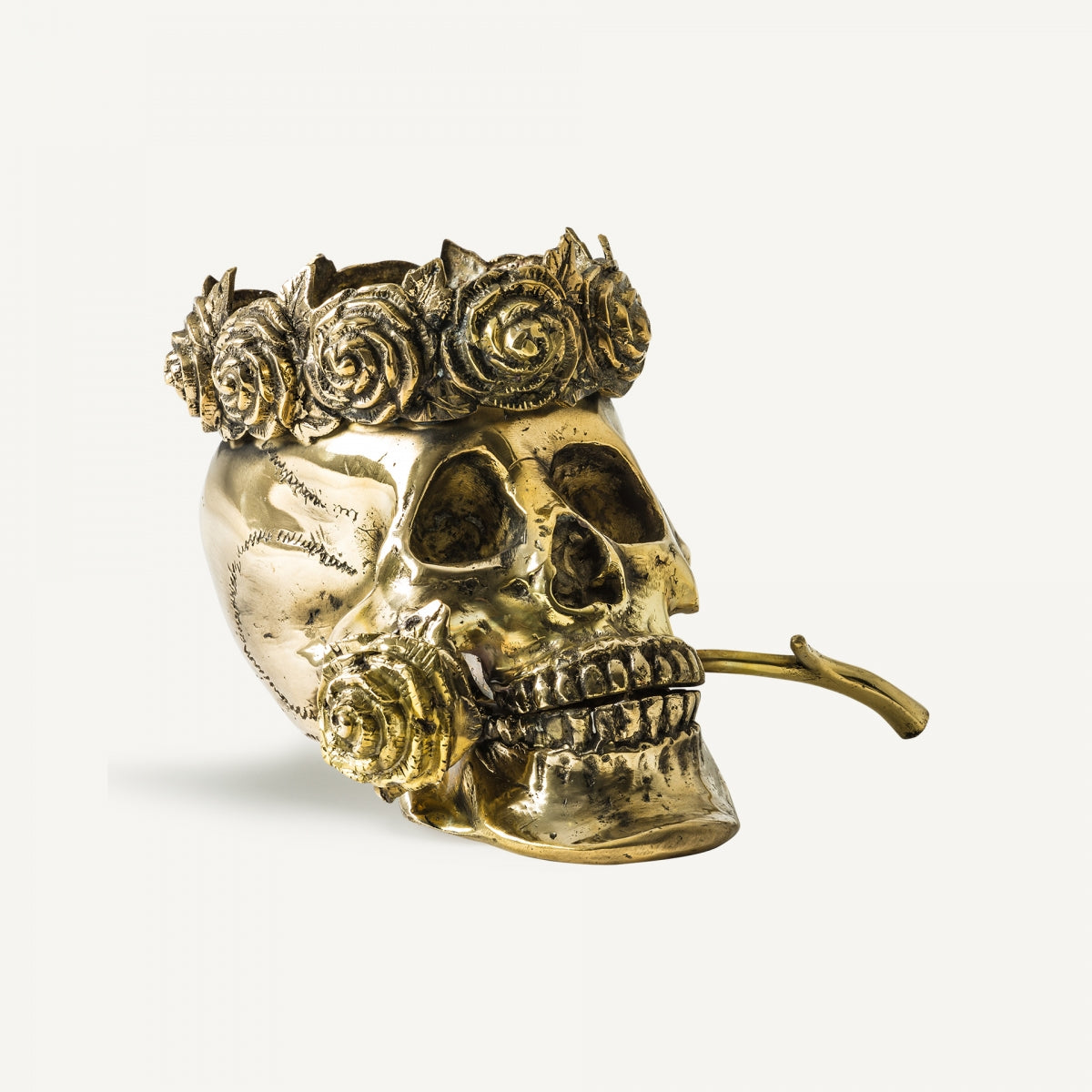Calavera en oro envejecido, fabricado bronce