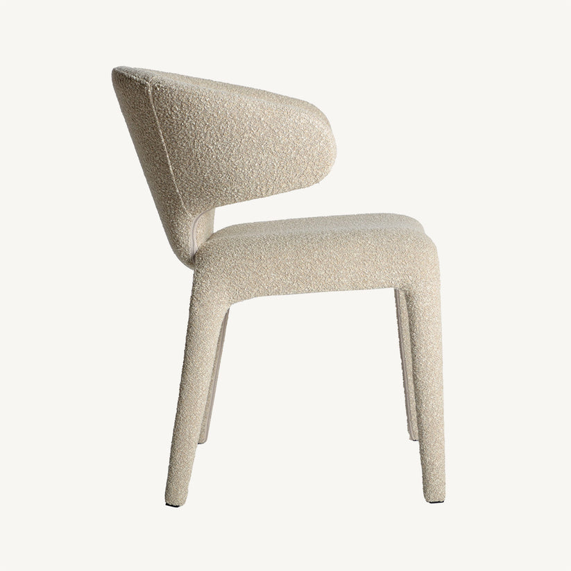 Silla comedor total bouclé en tendencia