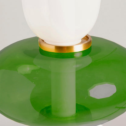 Lámpara de colgar, fabricada de vidrio translúcido color verde y blanco. Tipo cristal Baudelaire