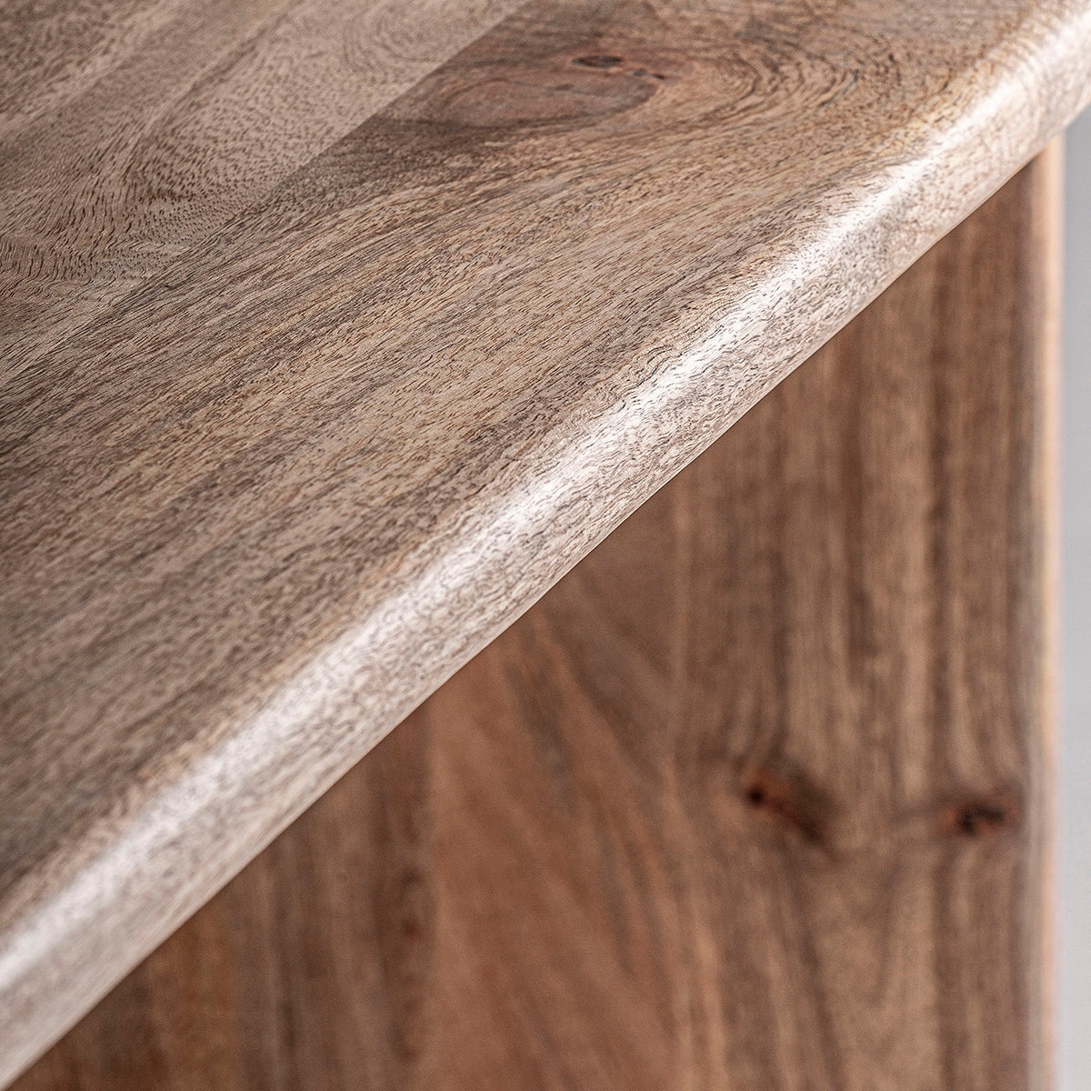 Mesa de escritorio en madera de mango color natural