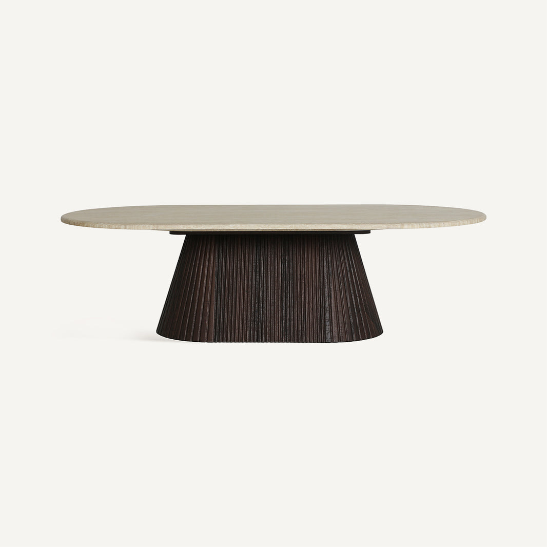 Mesa de centro ovalada en marrón y beige, de mármol y madera
