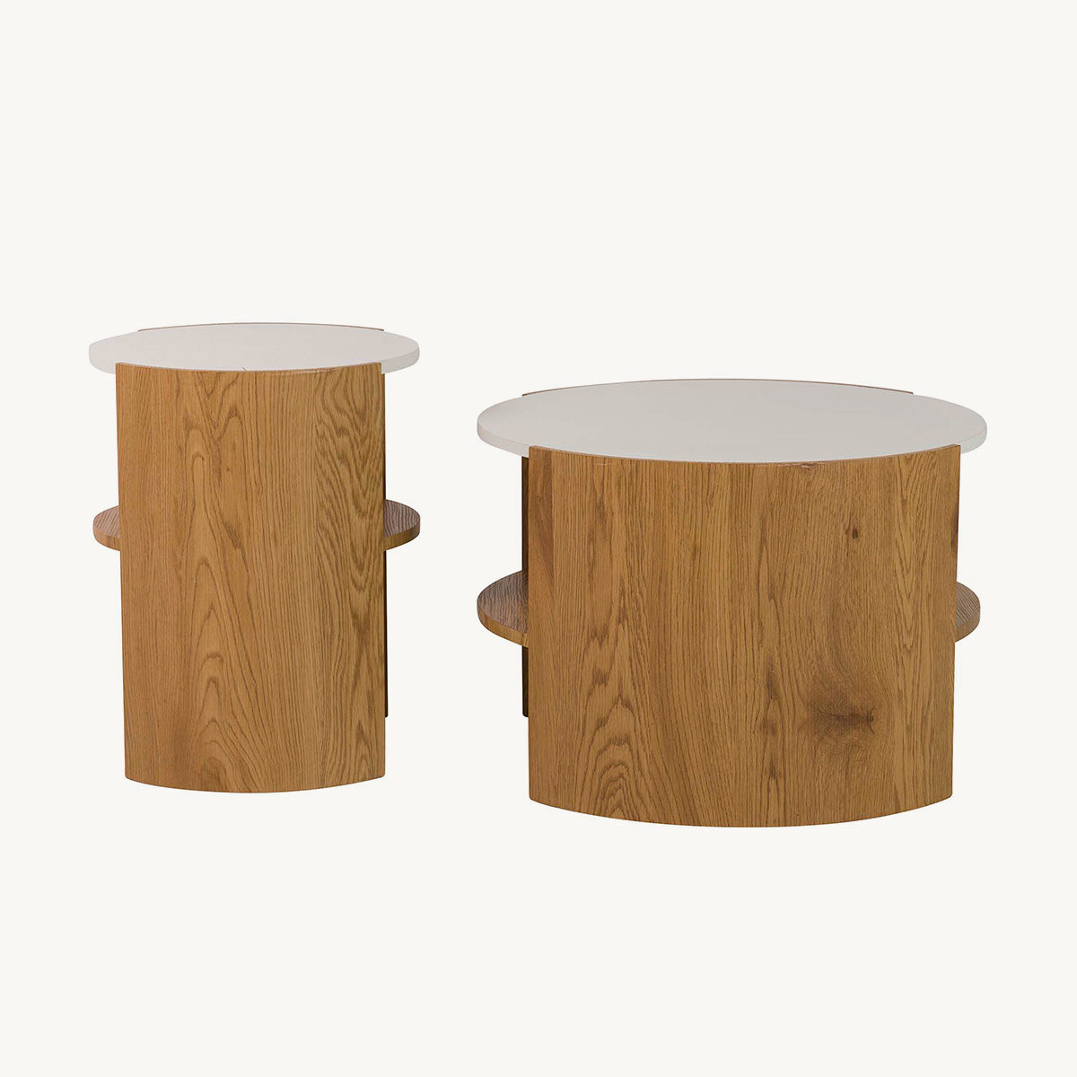 Mesa auxiliar, set dos, en blanco y marrón. De vinilo y MDF