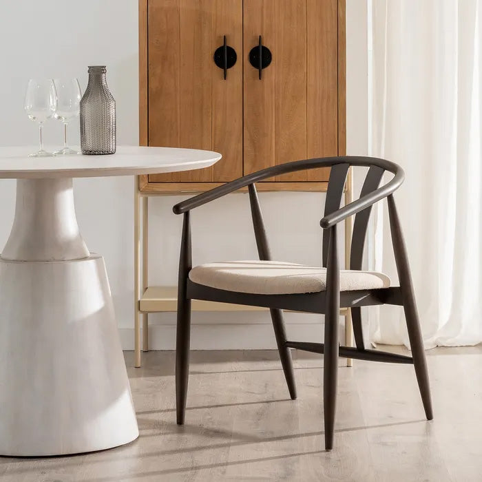 Silla Uru de madera roble negro con asiento de tejido lino para salón moderno