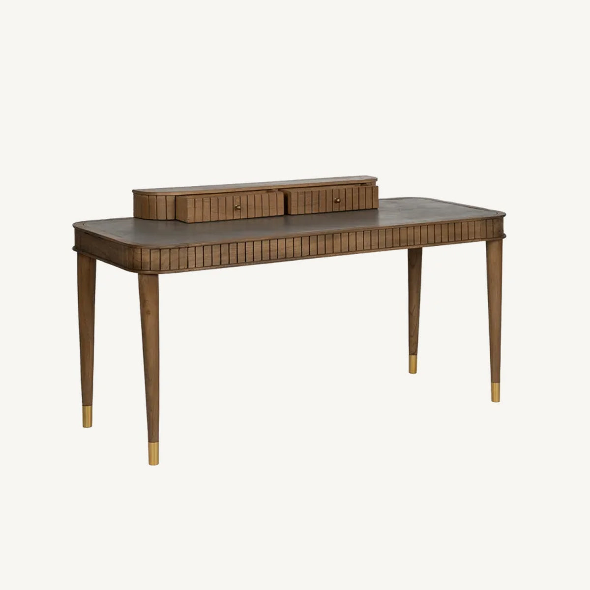 Mesa de escritorio en madera y microcemento