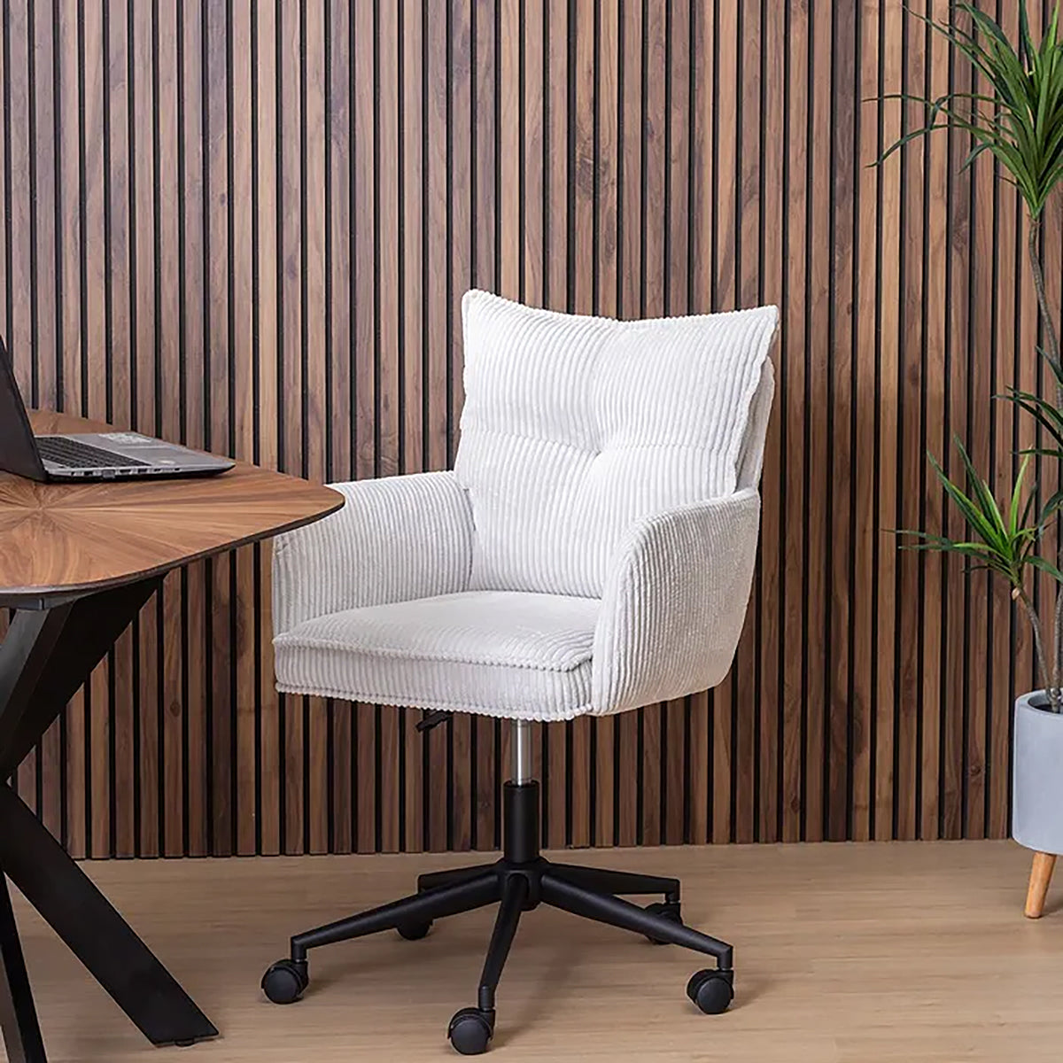 Silla de escritorio de pana con ruedas