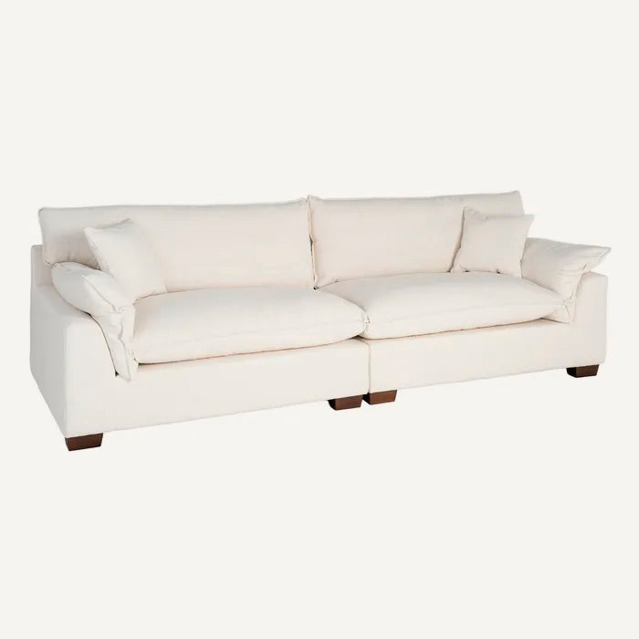 Sofá 4 plazas en color crema, de madera y tejido de lino