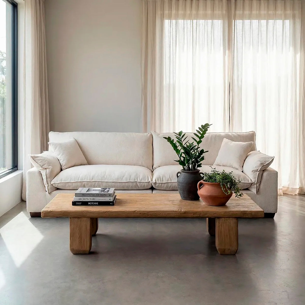 Sofá 4 plazas en color crema, de madera y tejido de lino