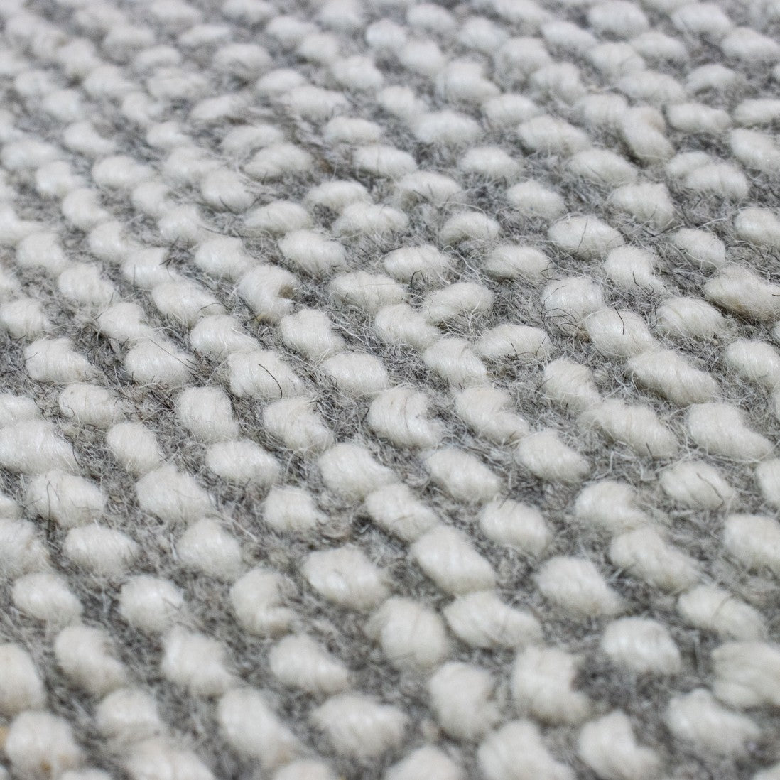 Alfombra Dots de lana gris