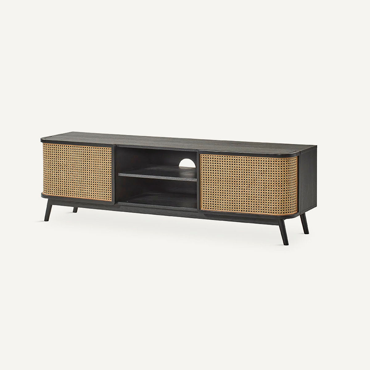 Mueble TV fabricado en madera maciza color negro combinado con rafia natural.