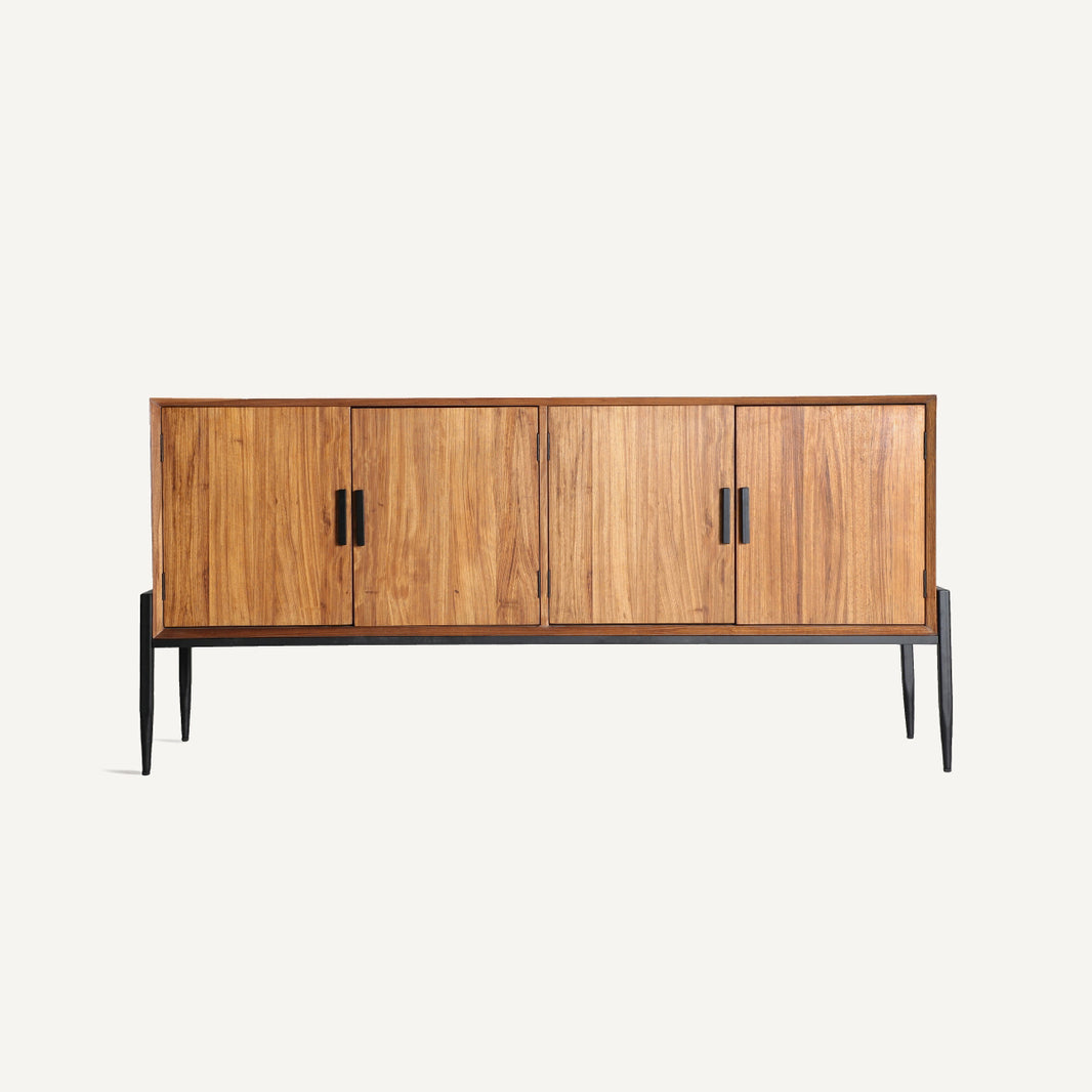 Aparador Lauris mueble nórdico salón negro con madera 