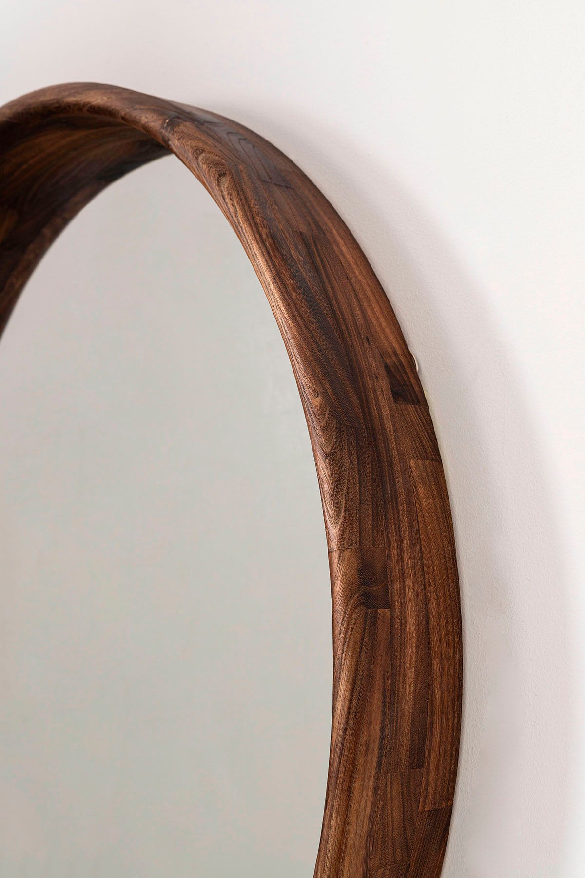 Espejo circular de madera cepillada, 100x100 cm