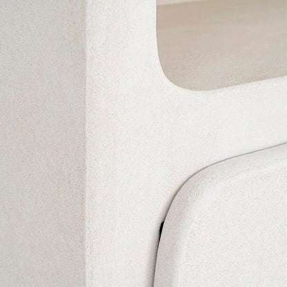 Estantería - librería en color blanco fabricada en madera DM con acabado poroso granulado. Ideal para interior y exterior