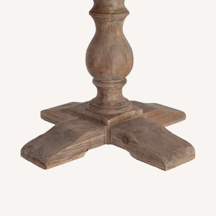 Mesa de comedor redonda, fabricada en madera de pino reciclada. 140 cm